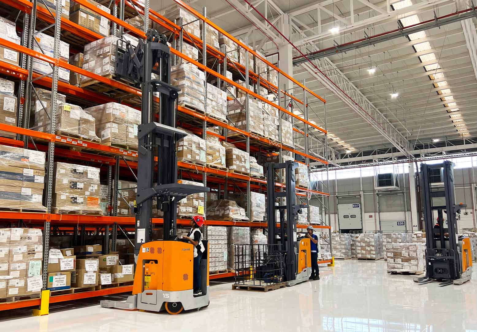 دراسة حالة | شركة ZOWELL's Double Deep في بناء نظام لوجستي ذكي لصناعة قطع غيار السيارات.