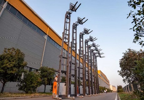 حلول لوجستية عالية الكفاءة لشاحنات النقل ذات الذراعين العميقين