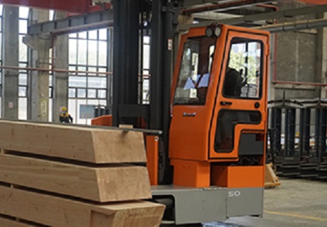 صناعة الأثاث والأخشاب