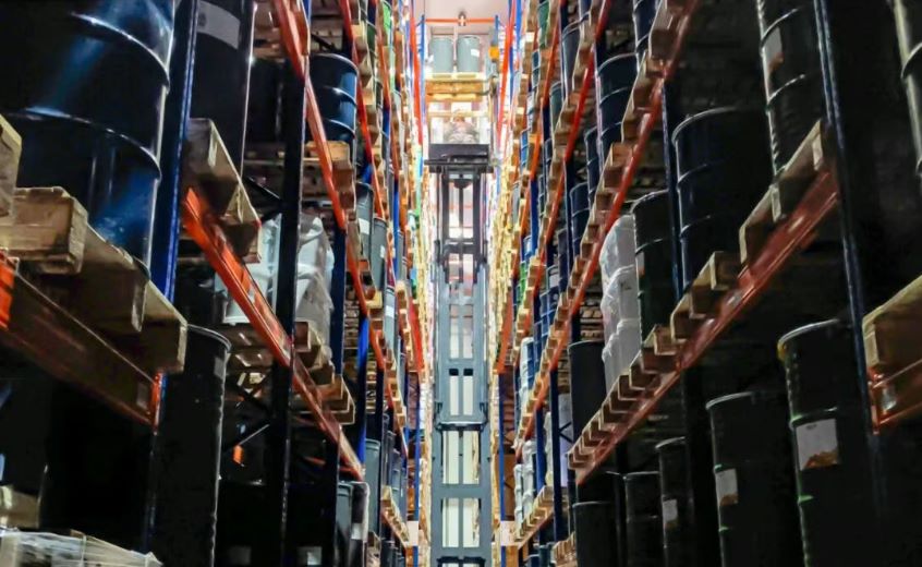 دراسة حالة دولية | رافعة شوكية ثلاثية الاتجاهات من زويلز مان أب